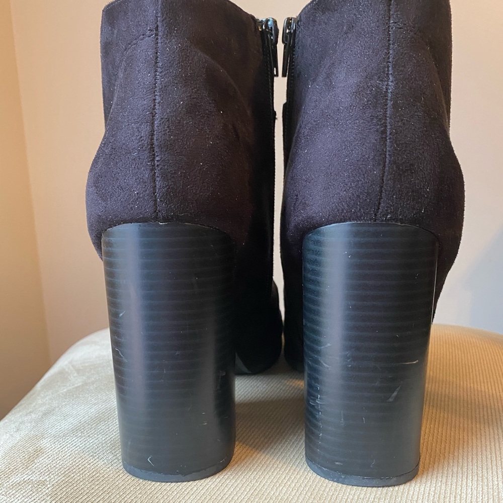 Chunky Heel Booties - Picture 4 of 5